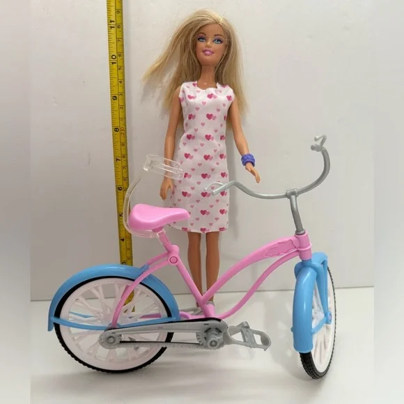 Barbie Bundle - Picture 4 of 13